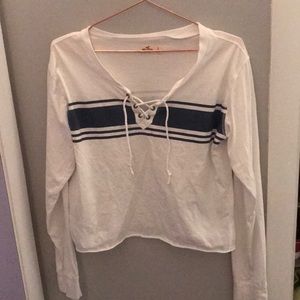 MOVING SALE!Slightly cropped Hollister long sleeve